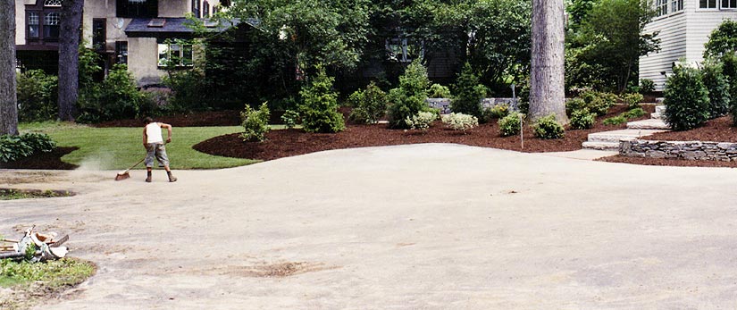 Pathways and patios by New Yard Landscaping